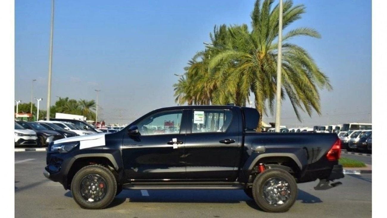 Toyota Hilux 4.0 л 2024 г. Чёрный