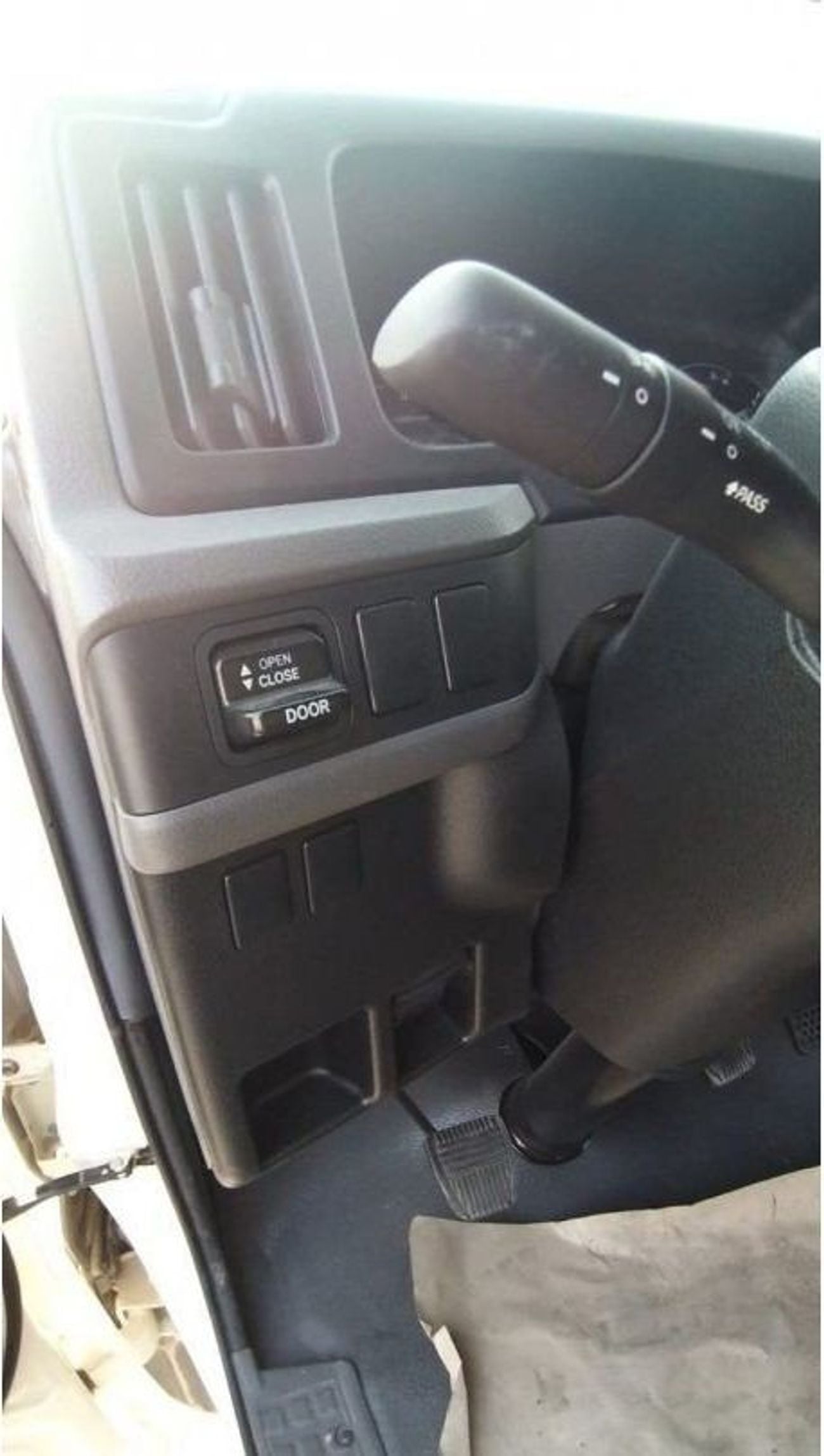 Toyota Hilux 4.0 л 2024 г. Чёрный