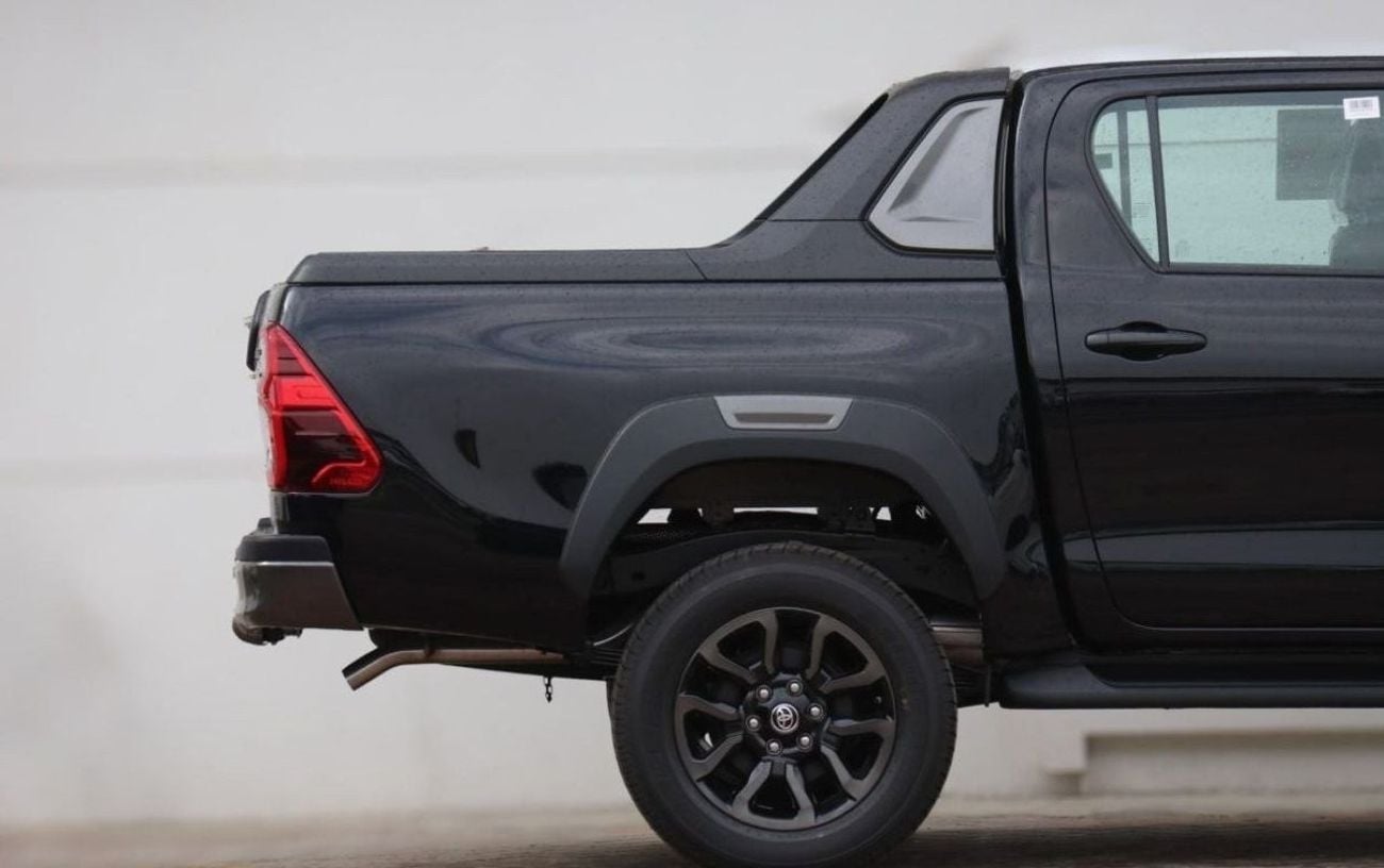 Toyota Hilux 4.0 л 2025 г. Чёрный