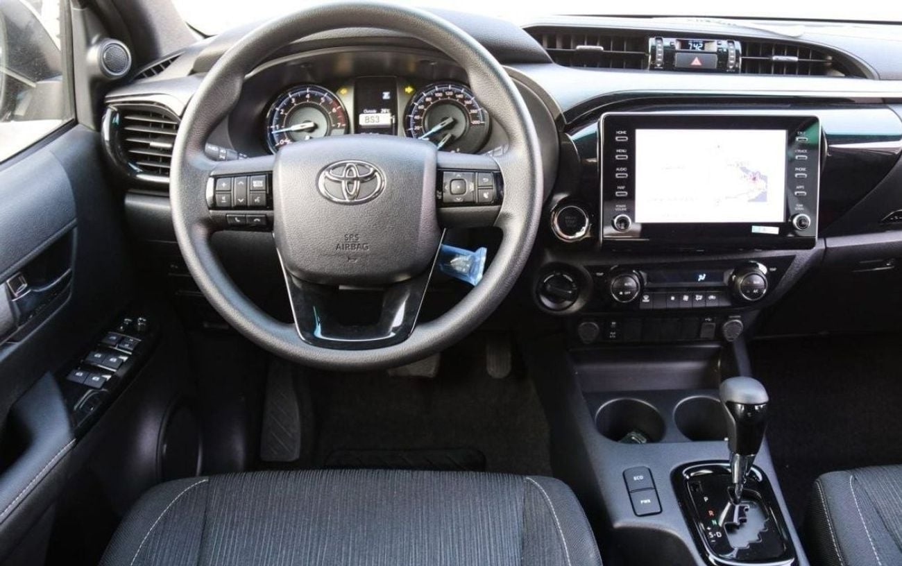 Toyota Hilux 4.0 л 2025 г. Чёрный