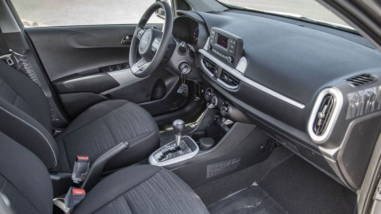 Toyota Hilux 2.4 л 2026 г. Белый