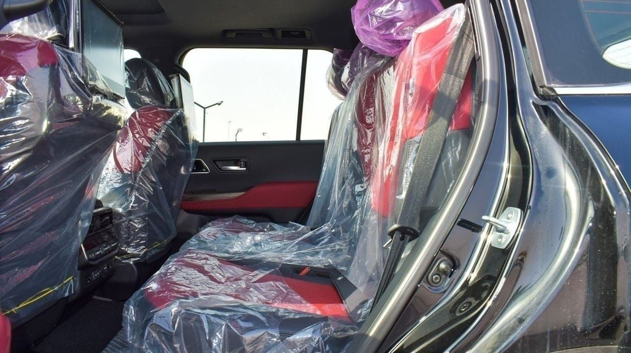 Toyota Land Cruiser 3.3 л 2025 г. Чёрный
