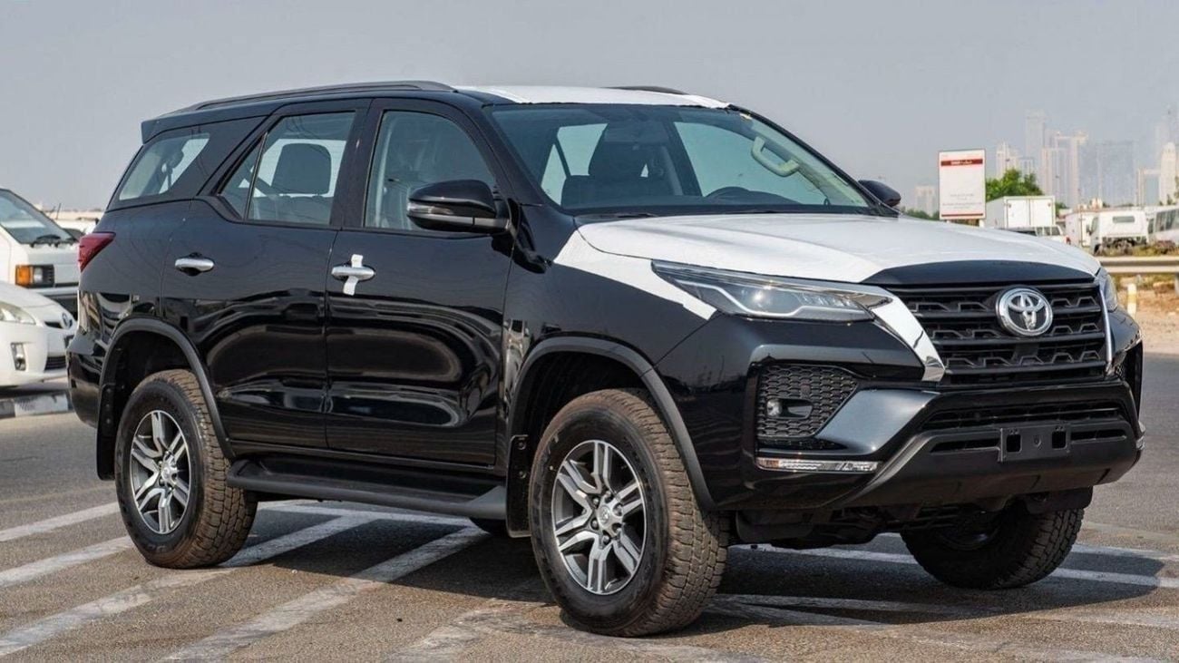 Toyota Fortuner 2.7 л 2026 г. Чёрный