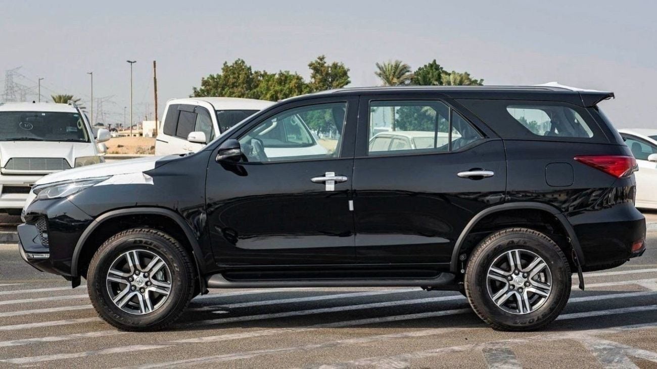 Toyota Fortuner 2.7 л 2026 г. Чёрный