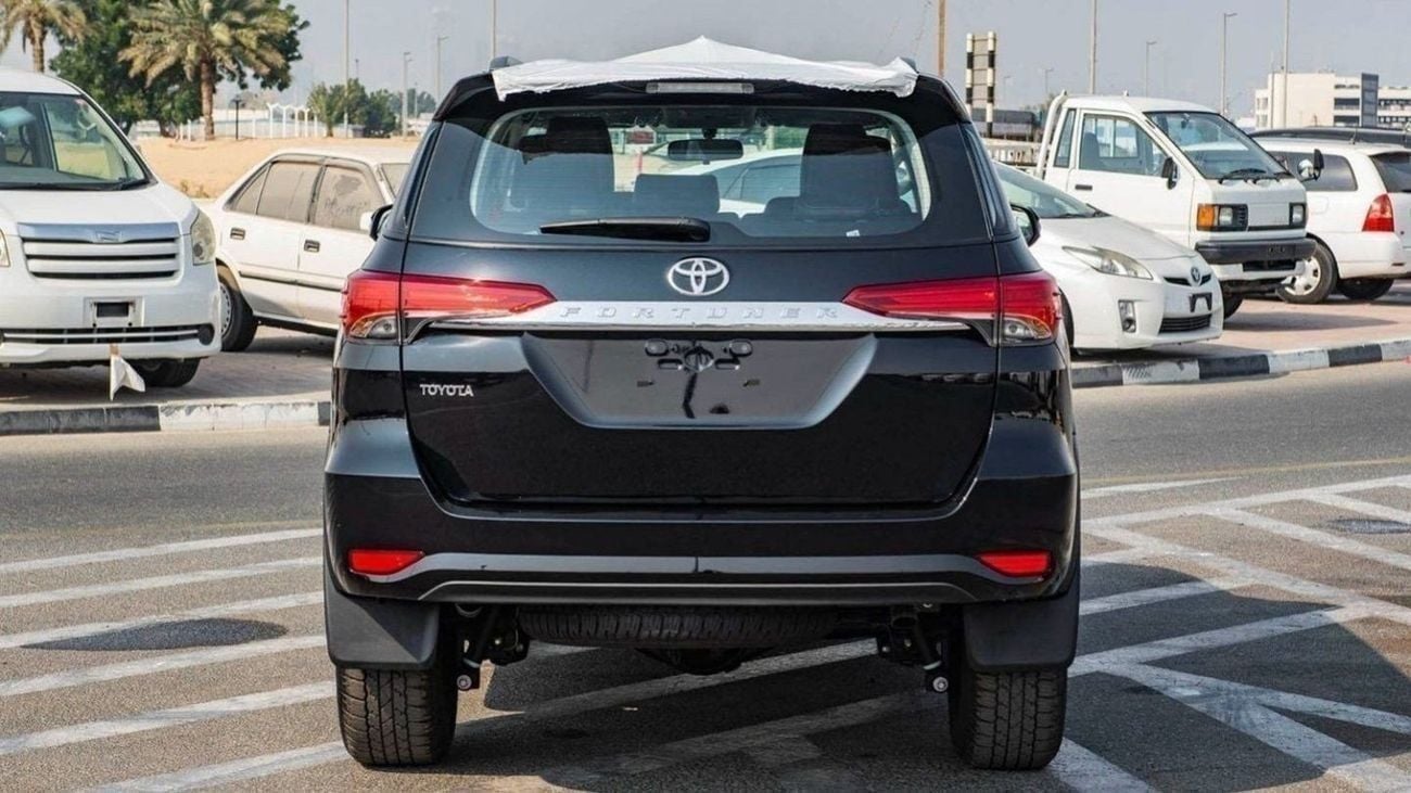 Toyota Fortuner 2.7 л 2026 г. Чёрный