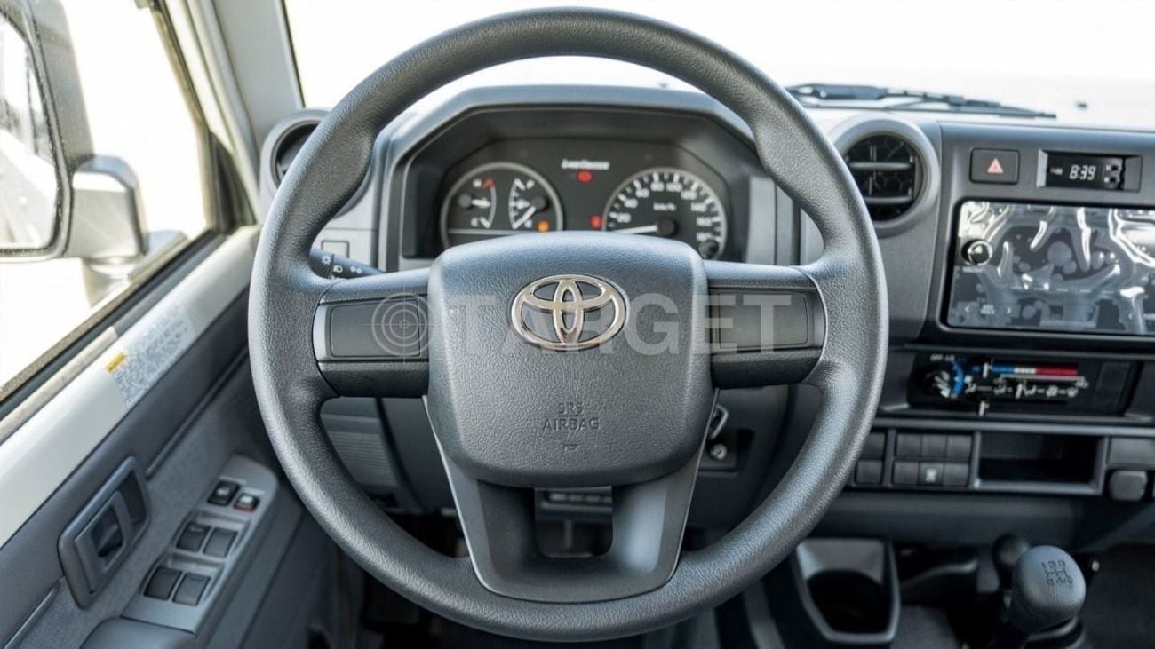 Toyota Land Cruiser 70 4.2 л 2026 г. Белый