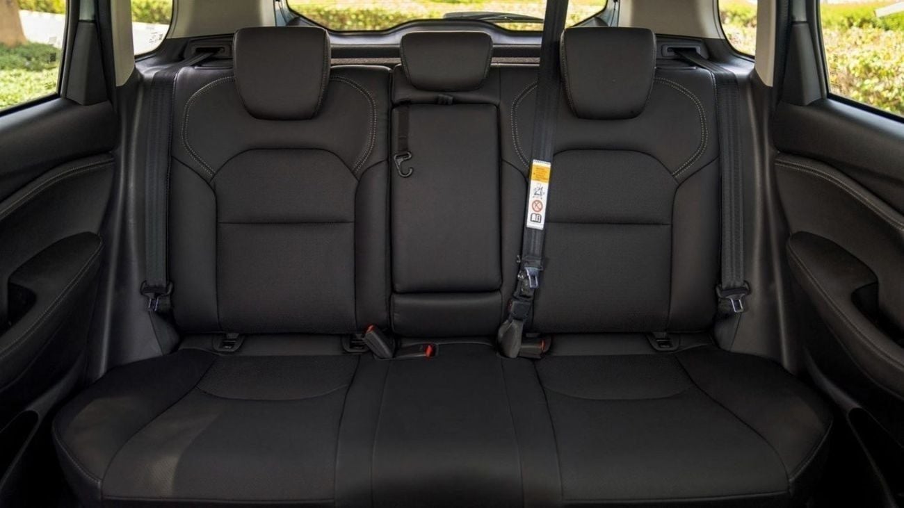 Suzuki Grand Vitara 1.0 л 2026 г. Серебристый