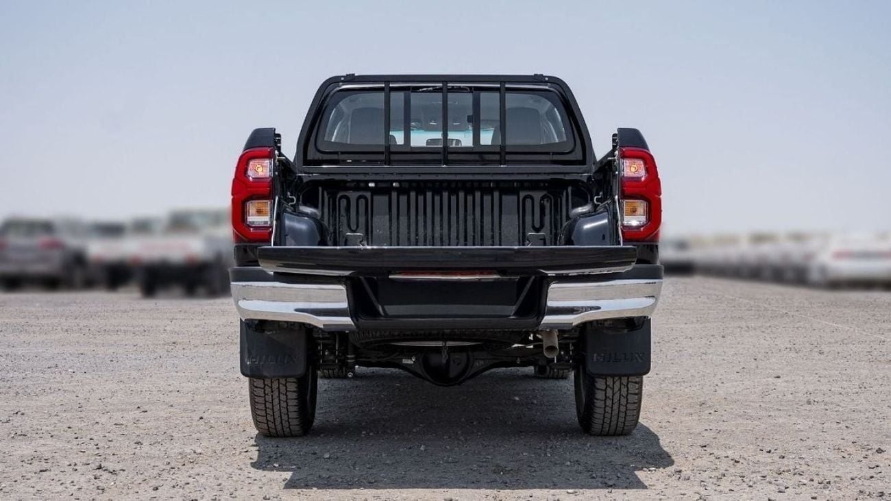 Toyota Hilux 2.4 л 2025 г. Чёрный