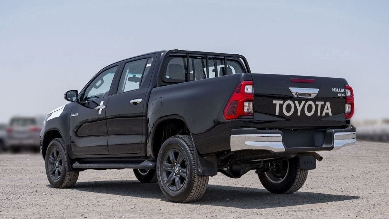 Toyota Hilux 2.4 л 2025 г. Чёрный