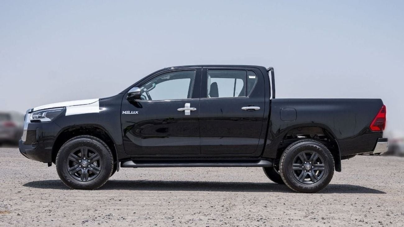 Toyota Hilux 2.4 л 2025 г. Чёрный