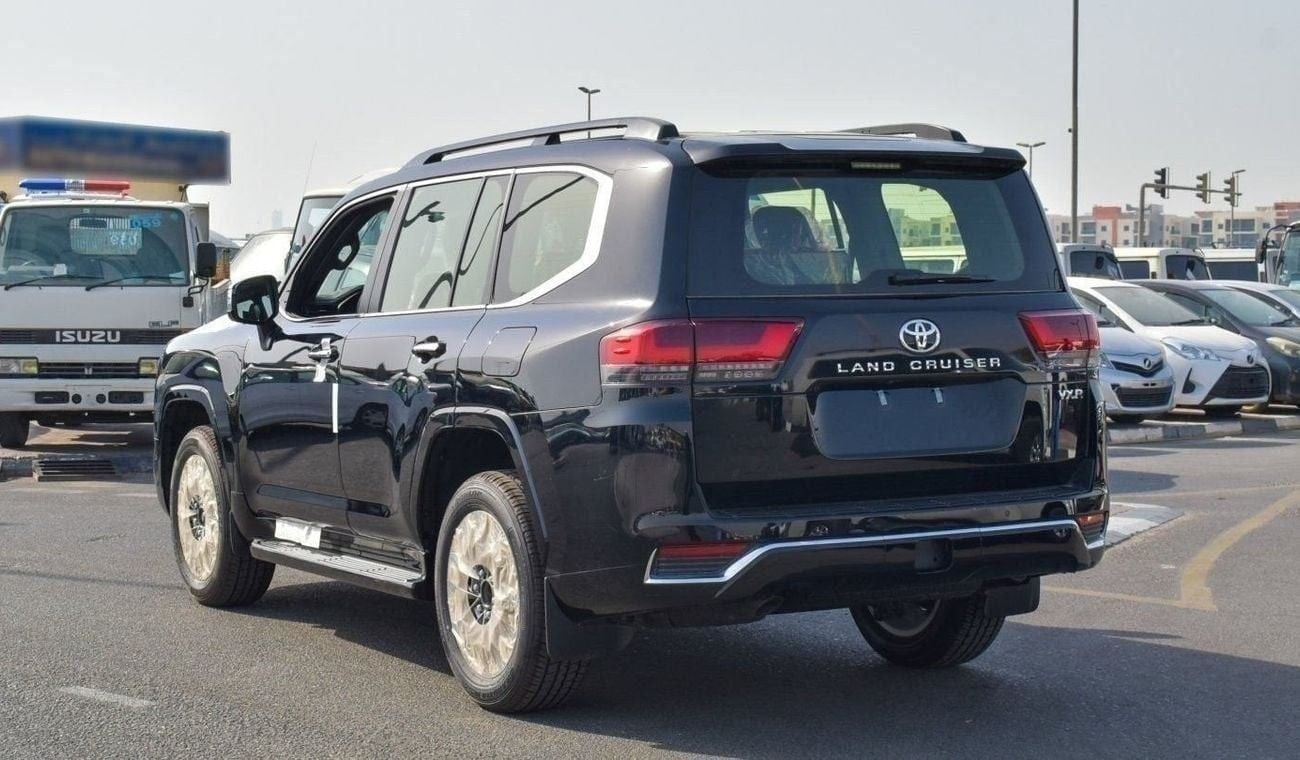 Toyota Land Cruiser 3.3 л 2026 г. Чёрный