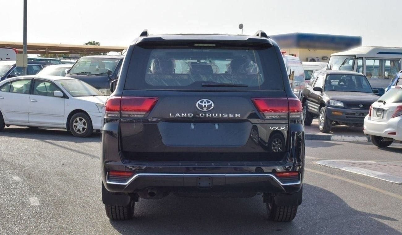 Toyota Land Cruiser 3.3 л 2026 г. Чёрный
