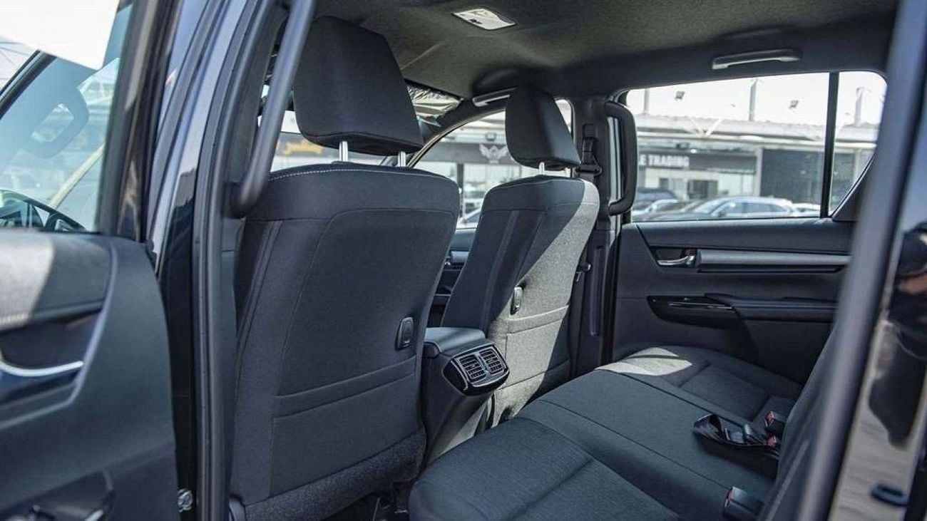 Toyota Hilux 4.0 л 2025 г. Чёрный