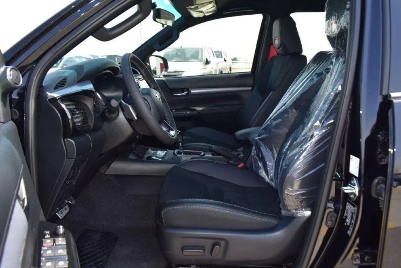 Toyota Hilux 4.0 л 2026 г. Чёрный