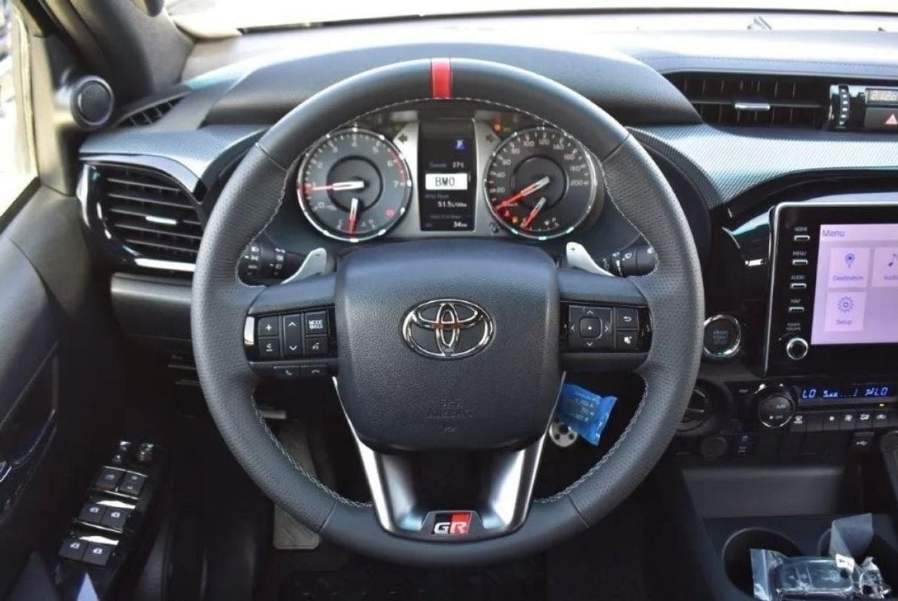 Toyota Hilux 4.0 л 2026 г. Чёрный