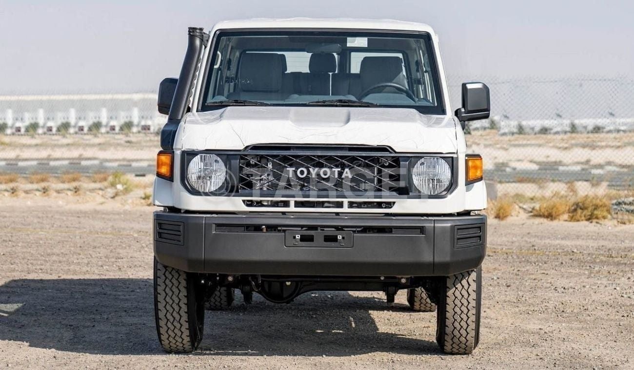 Toyota Land Cruiser 70 4.2 л 2025 г. Белый
