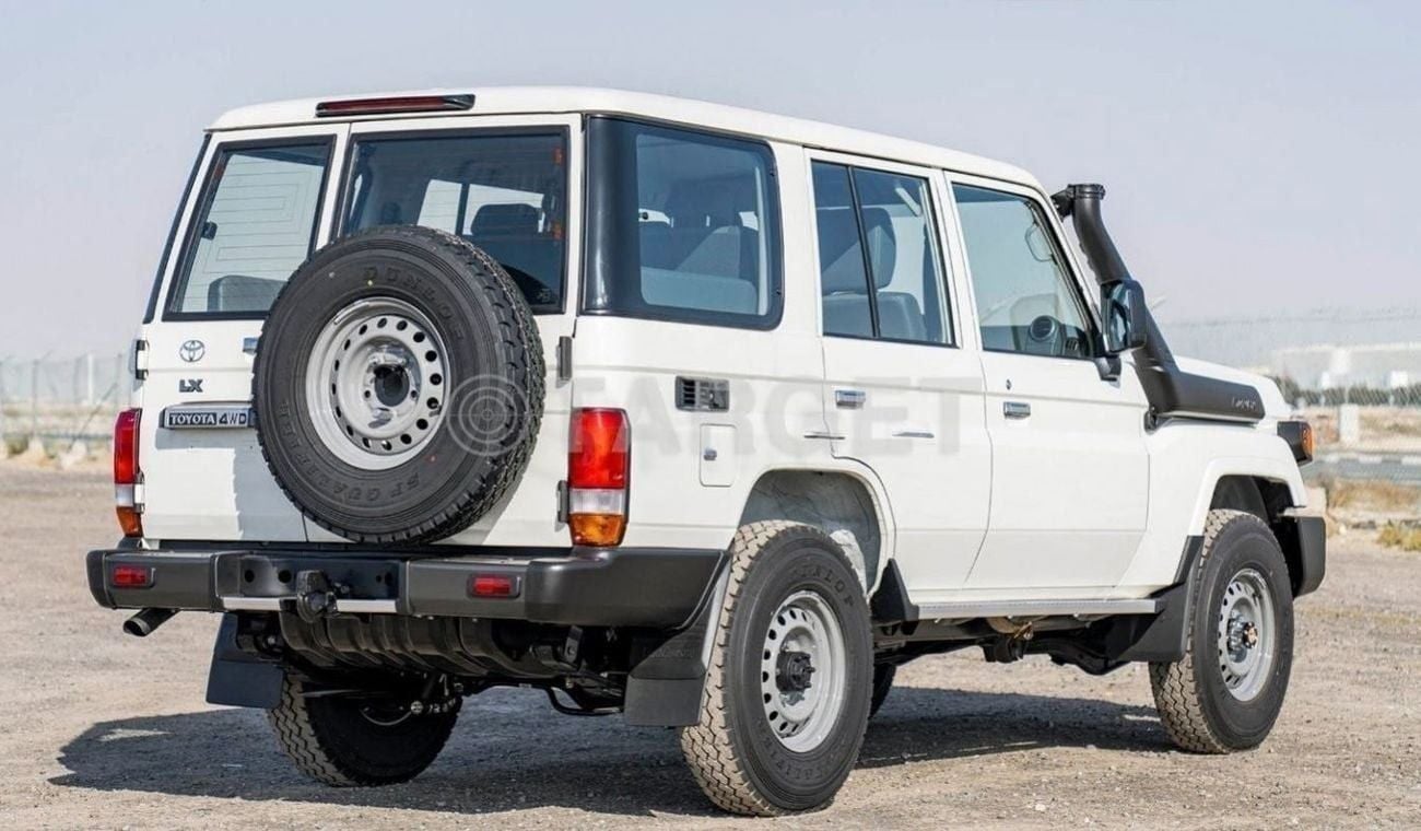 Toyota Land Cruiser 70 4.2 л 2025 г. Белый