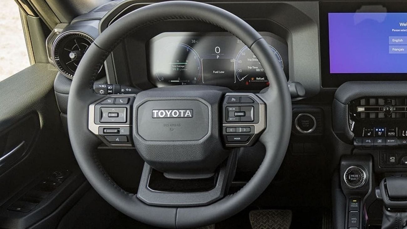 Toyota Prado 2.4 л 2026 г. Чёрный