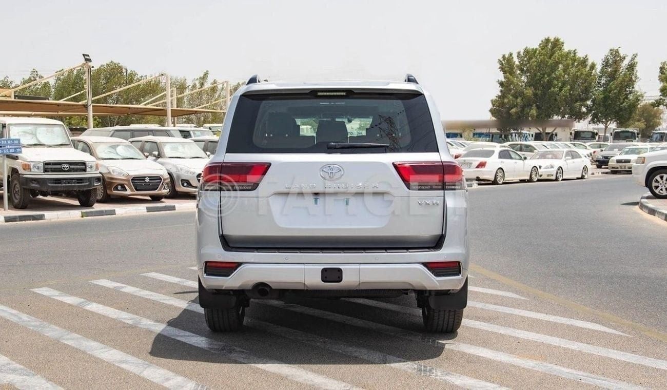Toyota Land Cruiser 3.3 л 2024 г. Серебристый