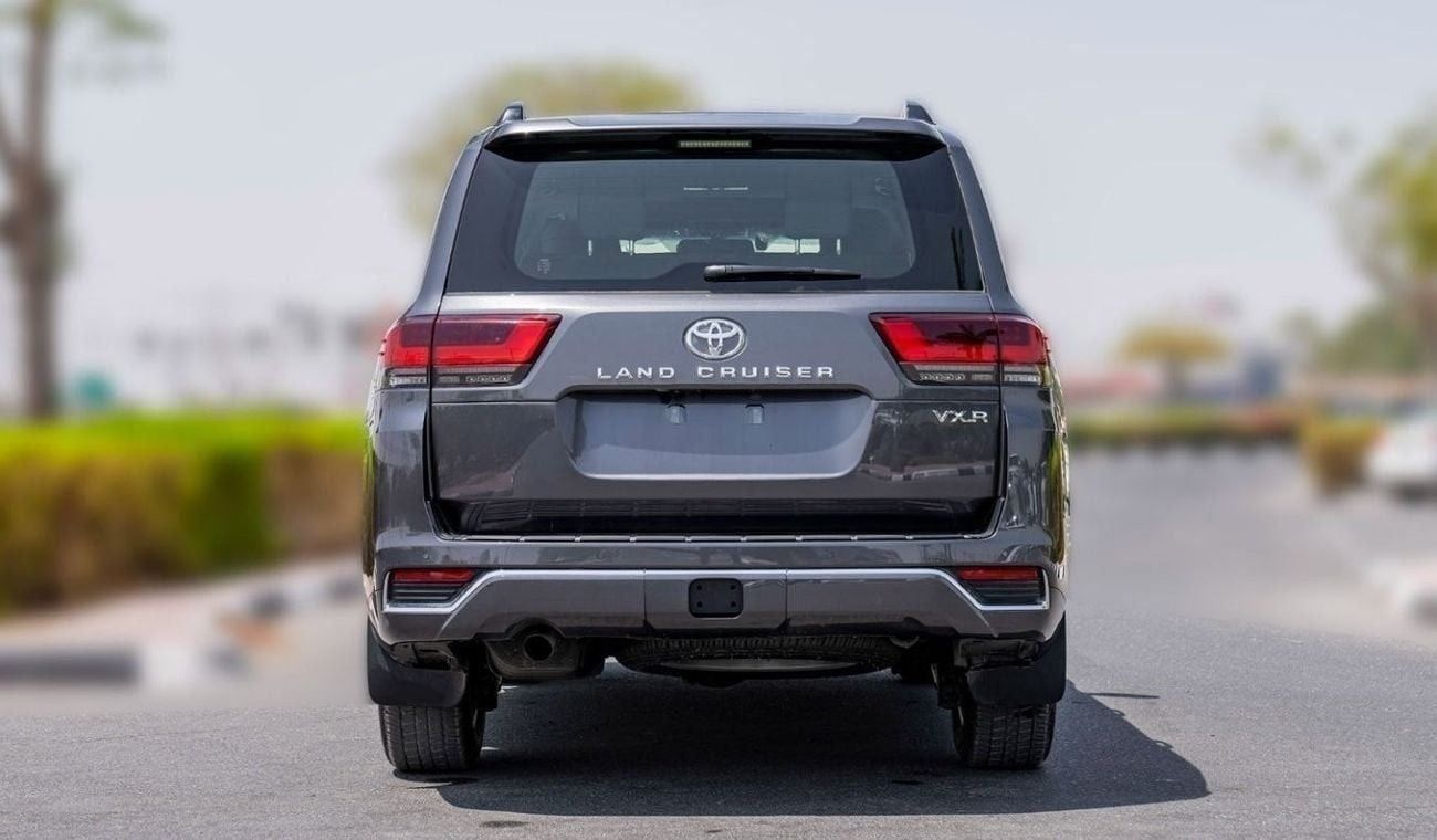 Toyota Land Cruiser 3.3 л 2024 г. Серый