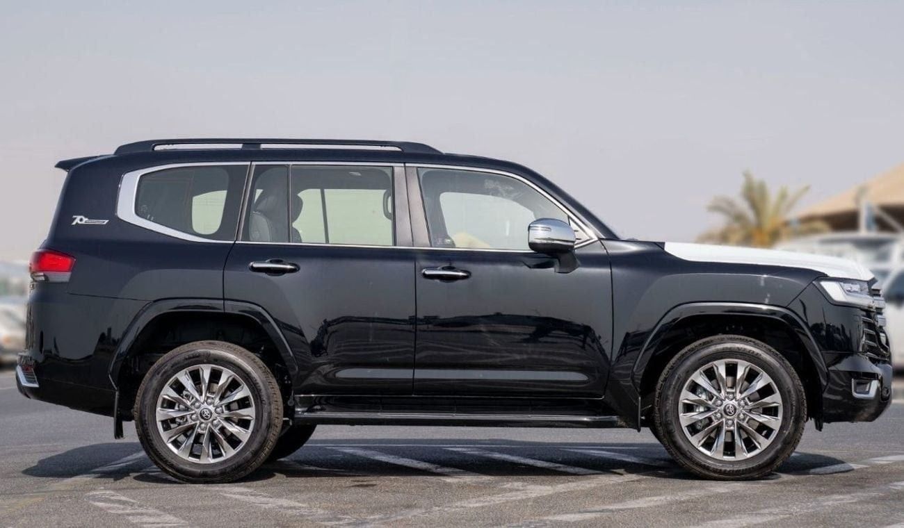 Toyota Land Cruiser 3.3 л 2025 г. Чёрный