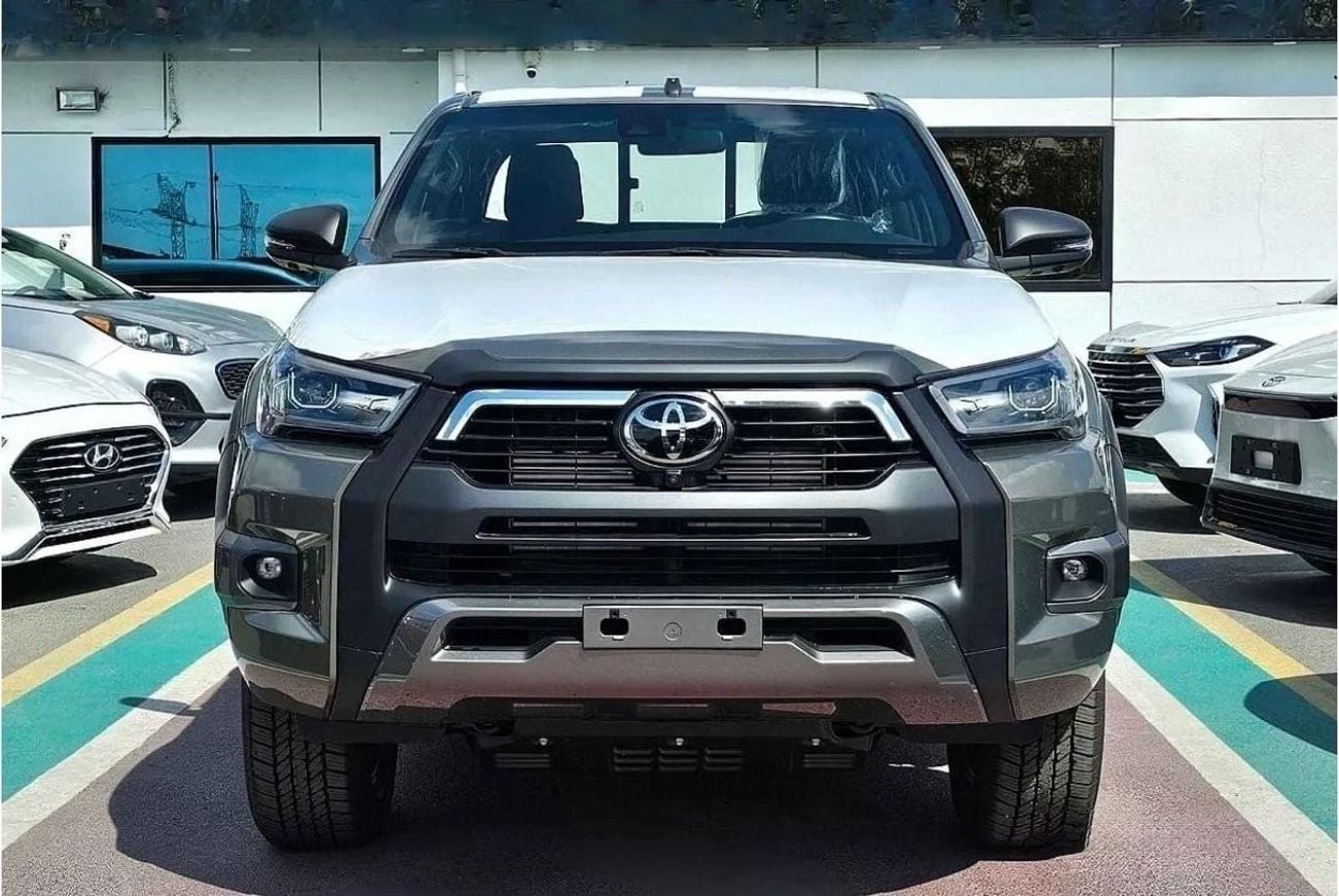 Toyota Hilux 2.8 л 2024 г. Зелёный