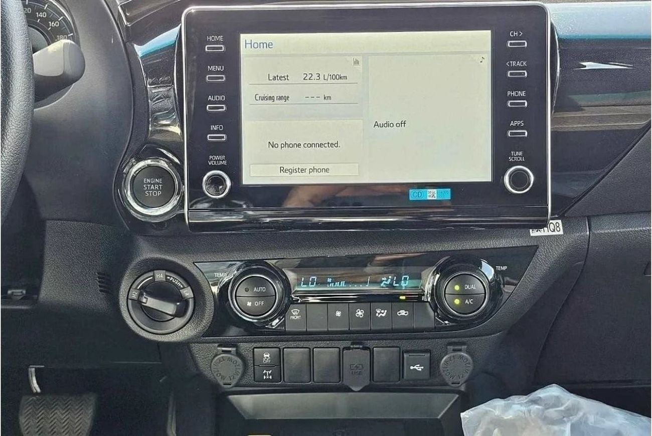 Toyota Hilux 2.8 л 2024 г. Зелёный