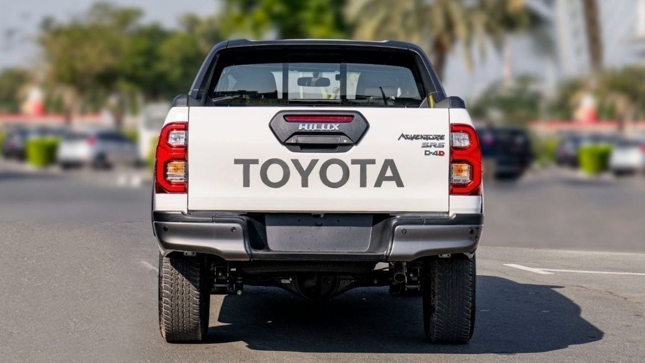 Toyota Hilux 2.8 л 2025 г. Белый