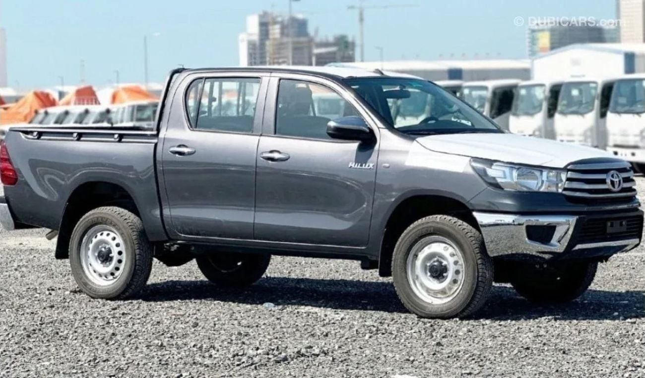 Toyota Hilux 2.4 л 2024 г. Серый