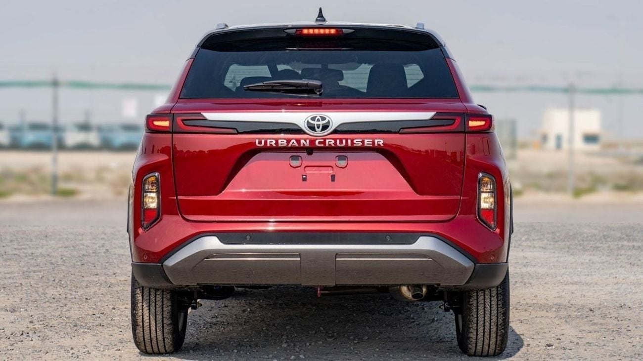 Toyota Urban Cruiser 1.5 л 2025 г. Красный