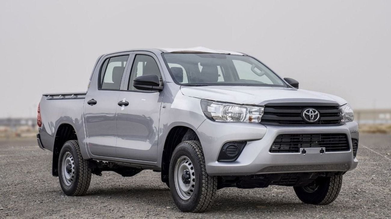 Toyota Hilux 2.4 л 2025 г. Серебристый