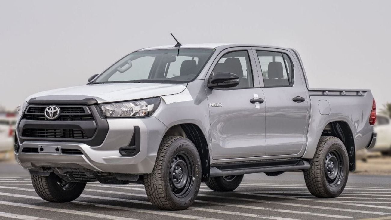 Toyota Hilux 2.4 л 2025 г. Серебристый