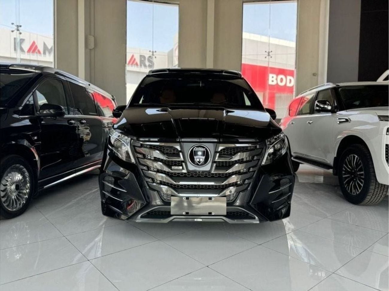 Mercedes Benz V 250 2.0 л 2023 г. Чёрный