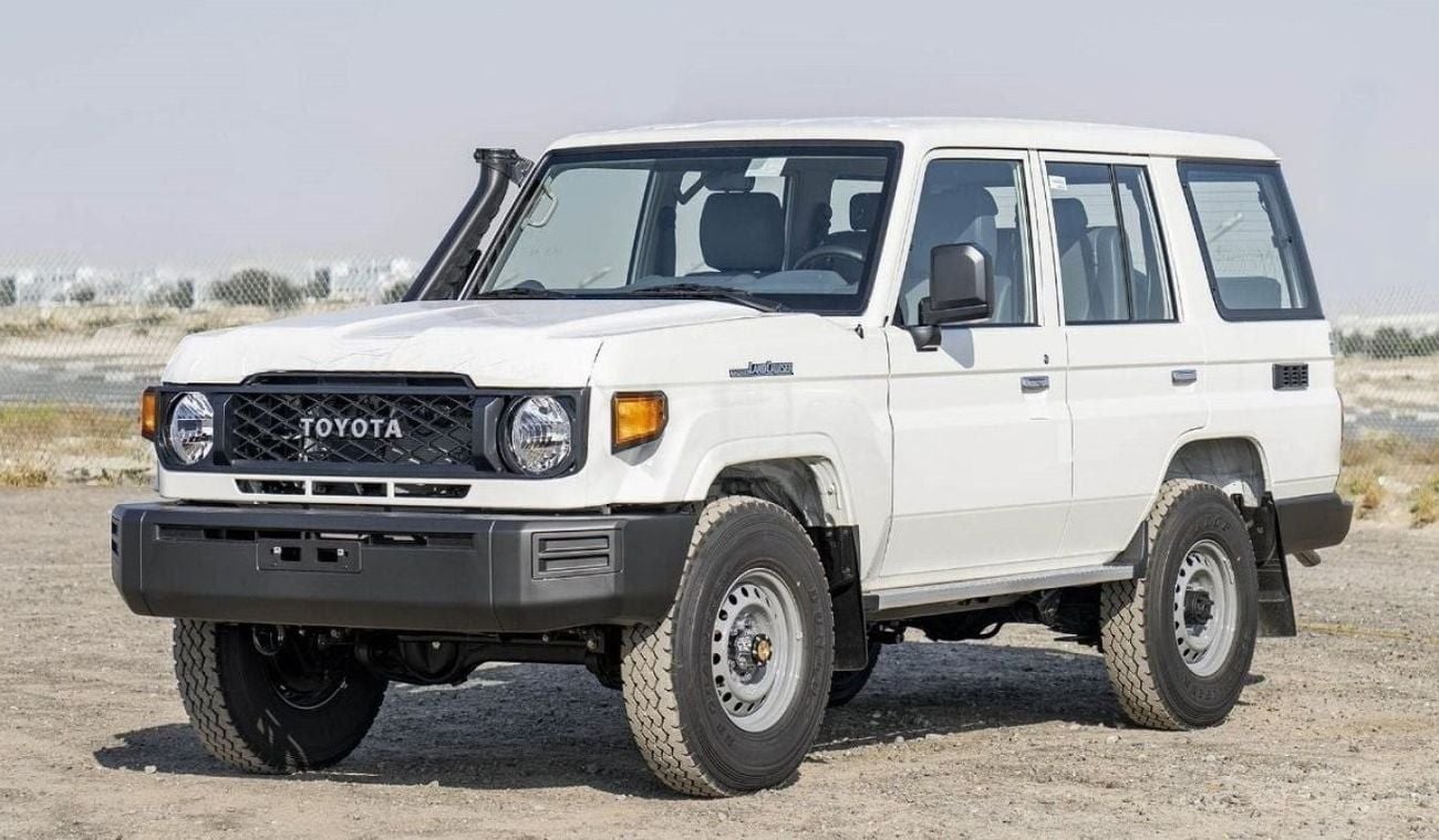 Toyota Land Cruiser 70 4.2 л 2025 г. Белый