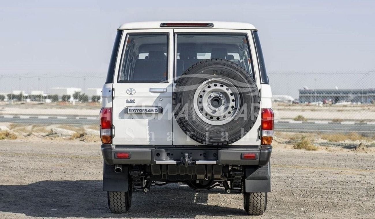 Toyota Land Cruiser 70 4.2 л 2025 г. Белый