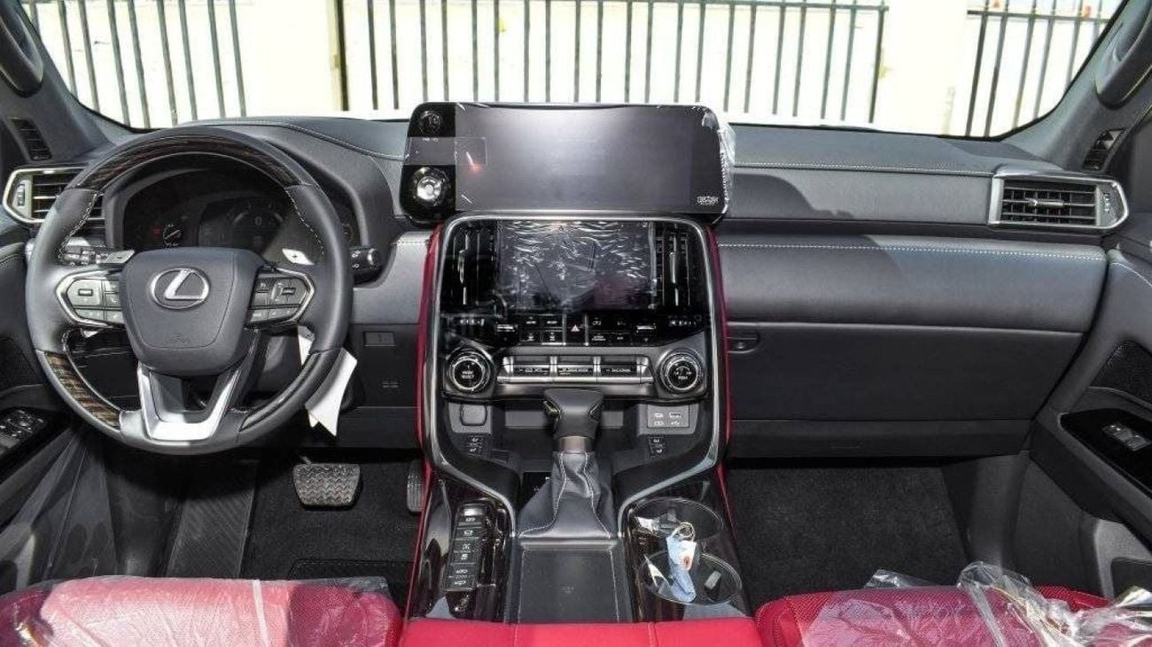 Lexus LX600 3.5 л 2024 г. Чёрный