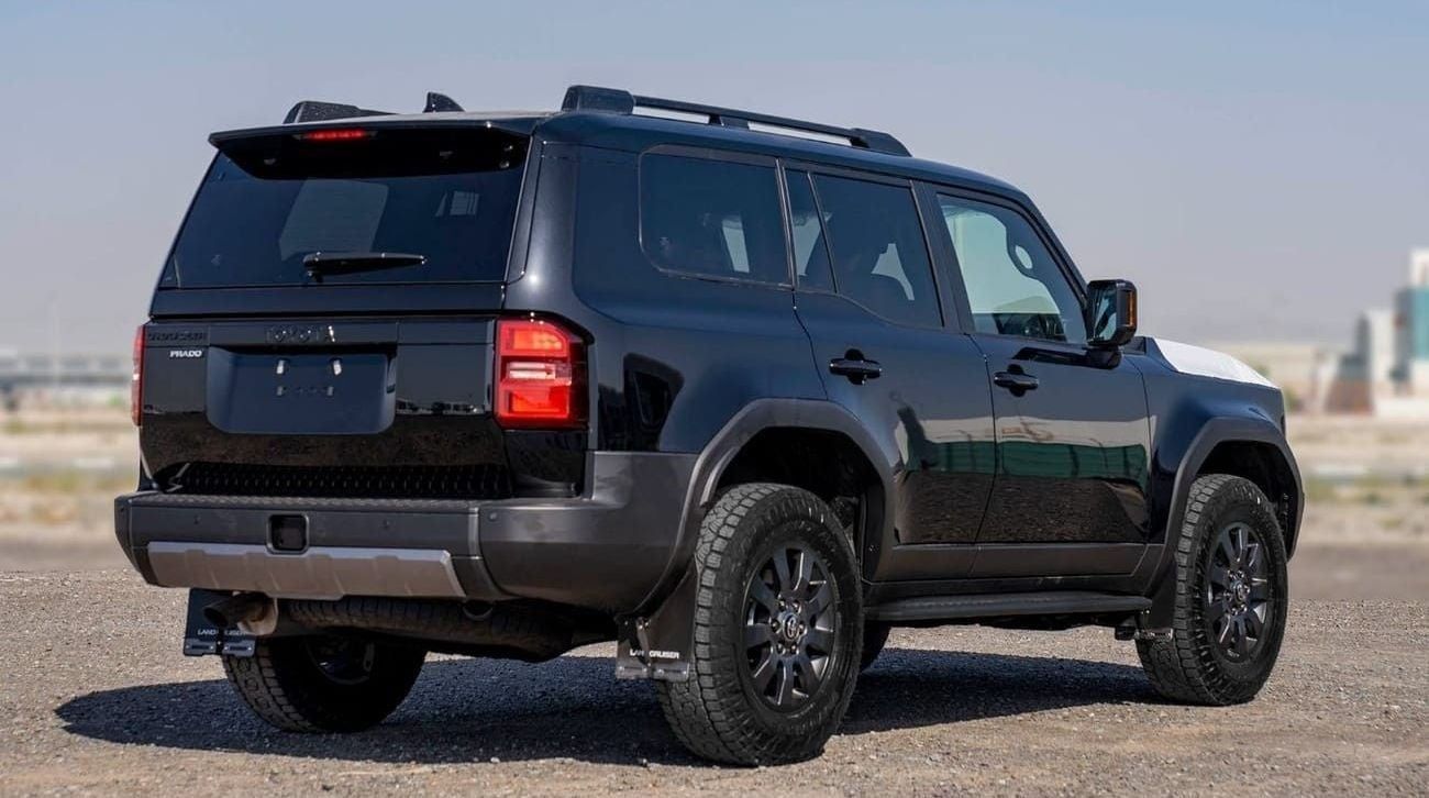 Toyota Prado 2.4 л 2024 г. Чёрный