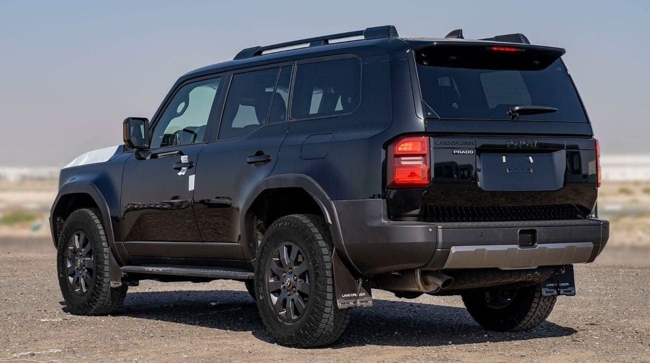 Toyota Prado 2.4 л 2024 г. Чёрный