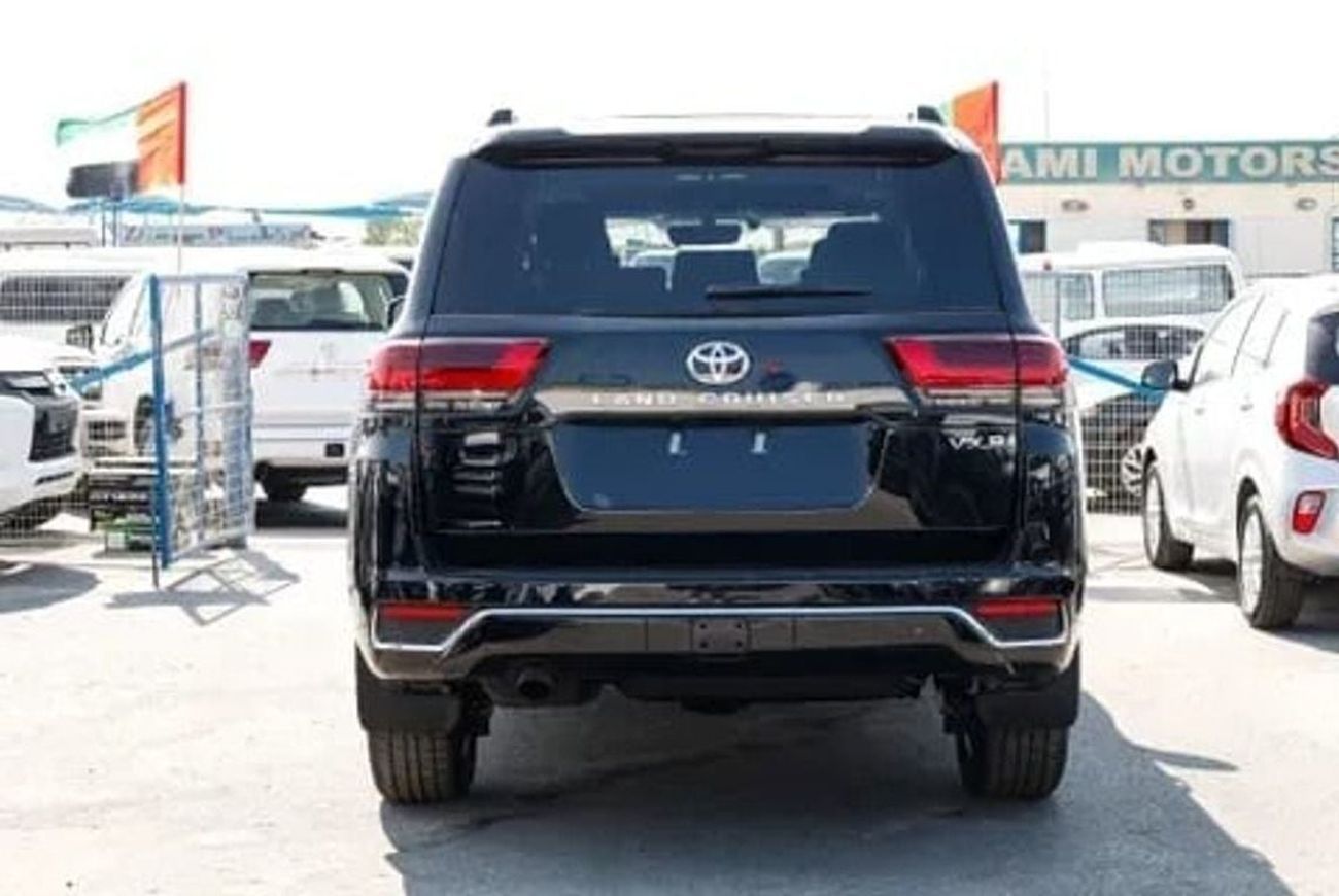 Toyota Land Cruiser 3.3 л 2025 г. Чёрный