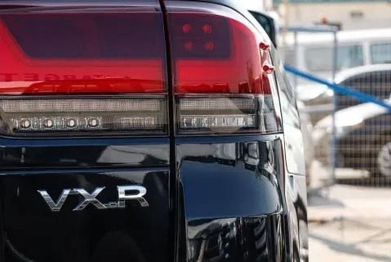 Toyota Land Cruiser 3.3 л 2025 г. Чёрный