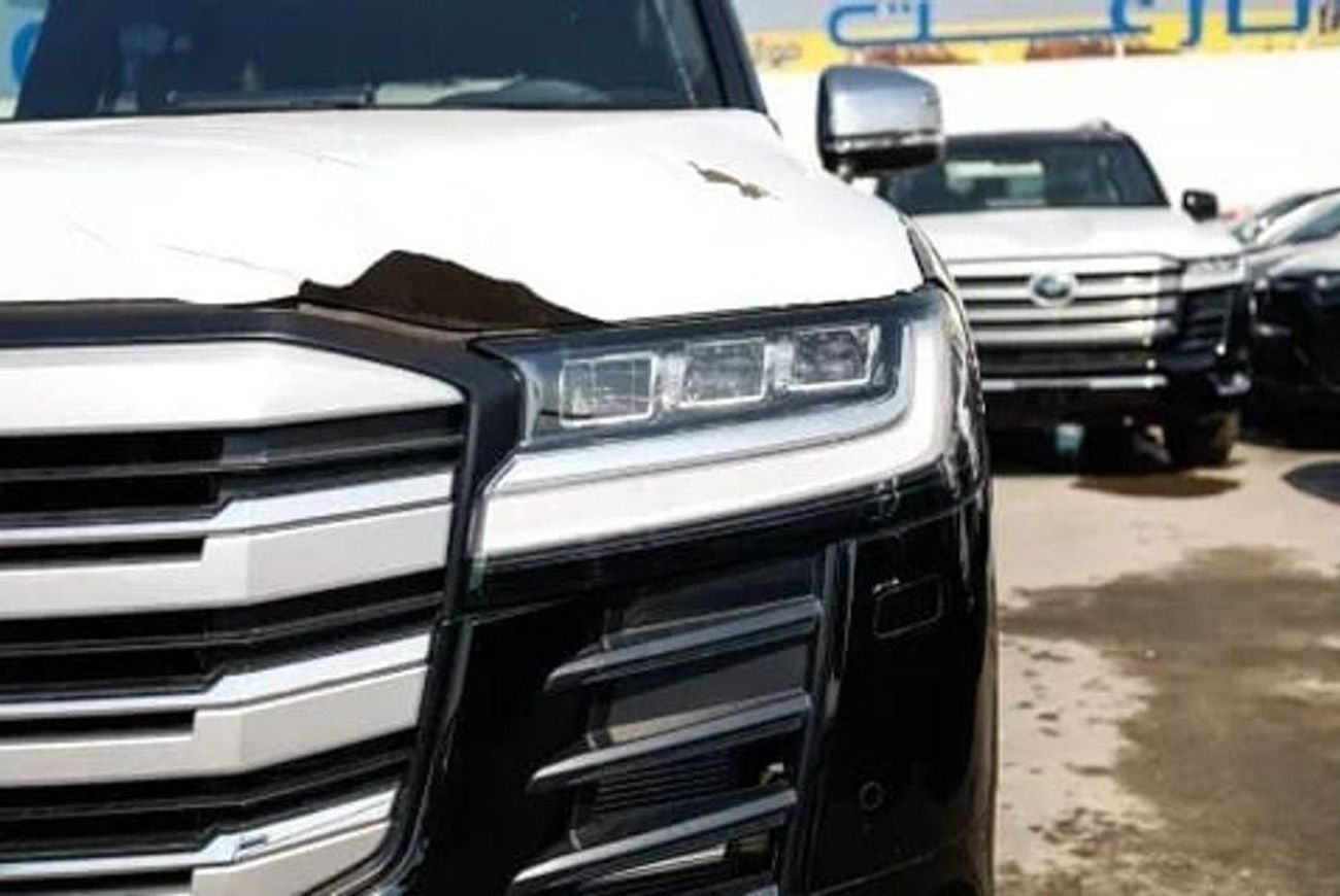 Toyota Land Cruiser 3.3 л 2025 г. Чёрный