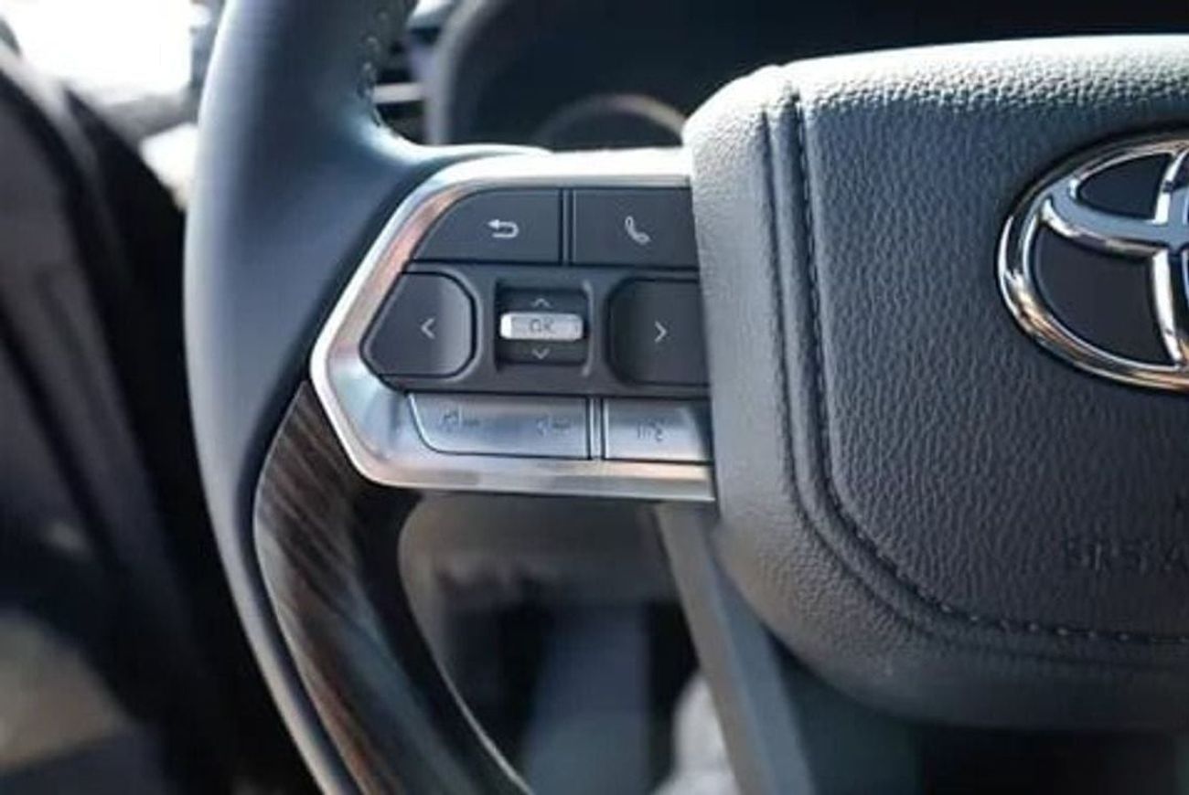 Toyota Land Cruiser 3.3 л 2025 г. Чёрный