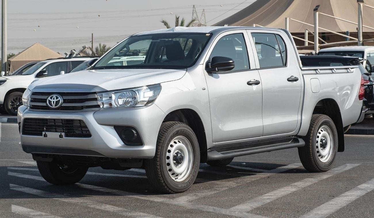 Toyota Hilux 2.4 л 2025 г. Серебристый