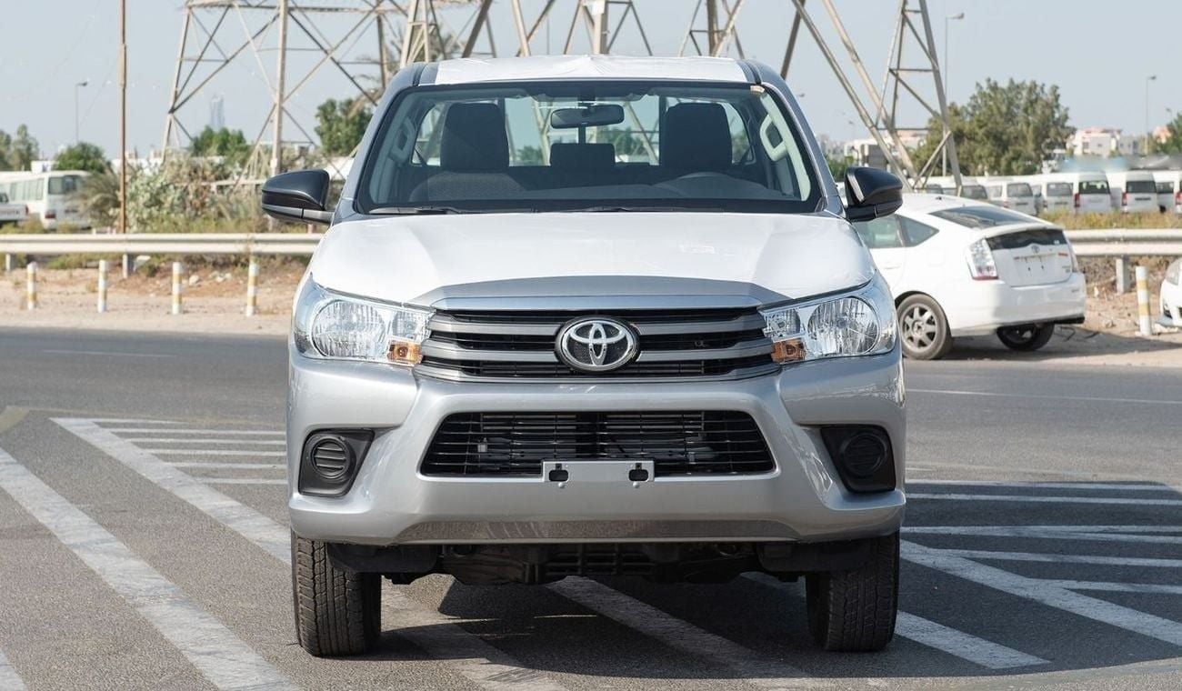 Toyota Hilux 2.4 л 2025 г. Серебристый