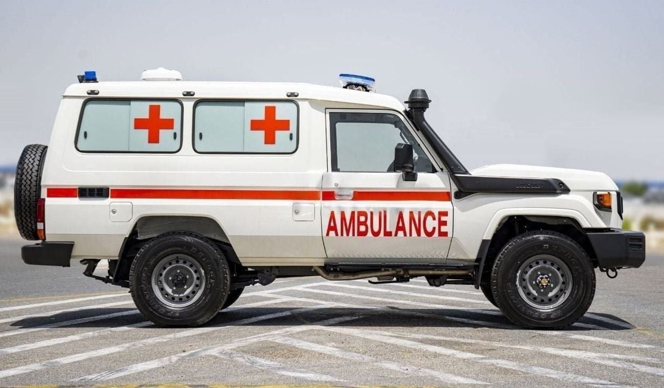 Toyota Land Cruiser 70 4.2 л 2025 г. Белый