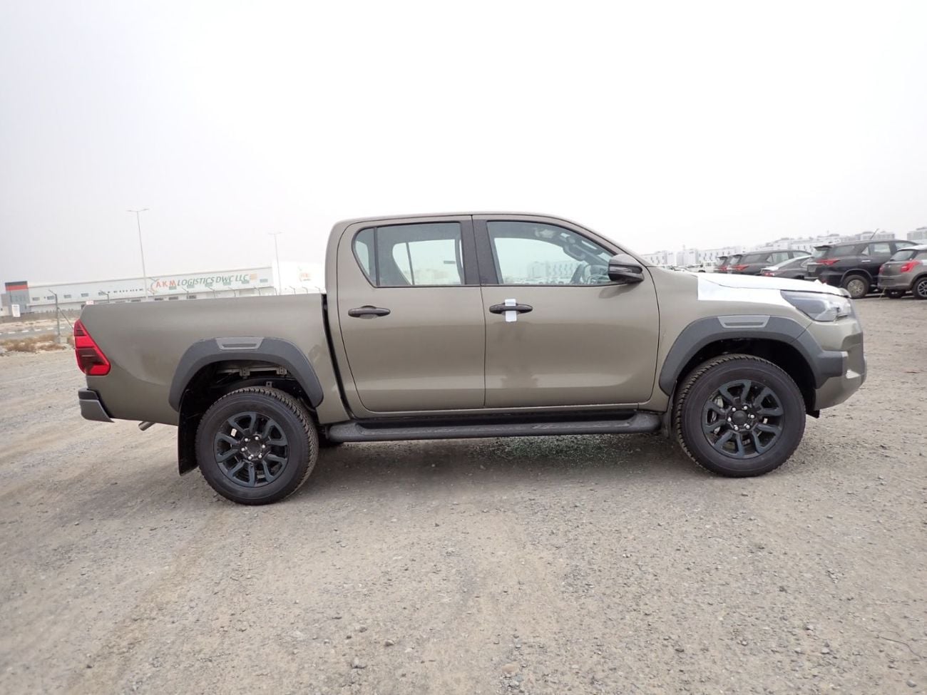 Toyota Hilux 2.8 л 2024 г. Белый