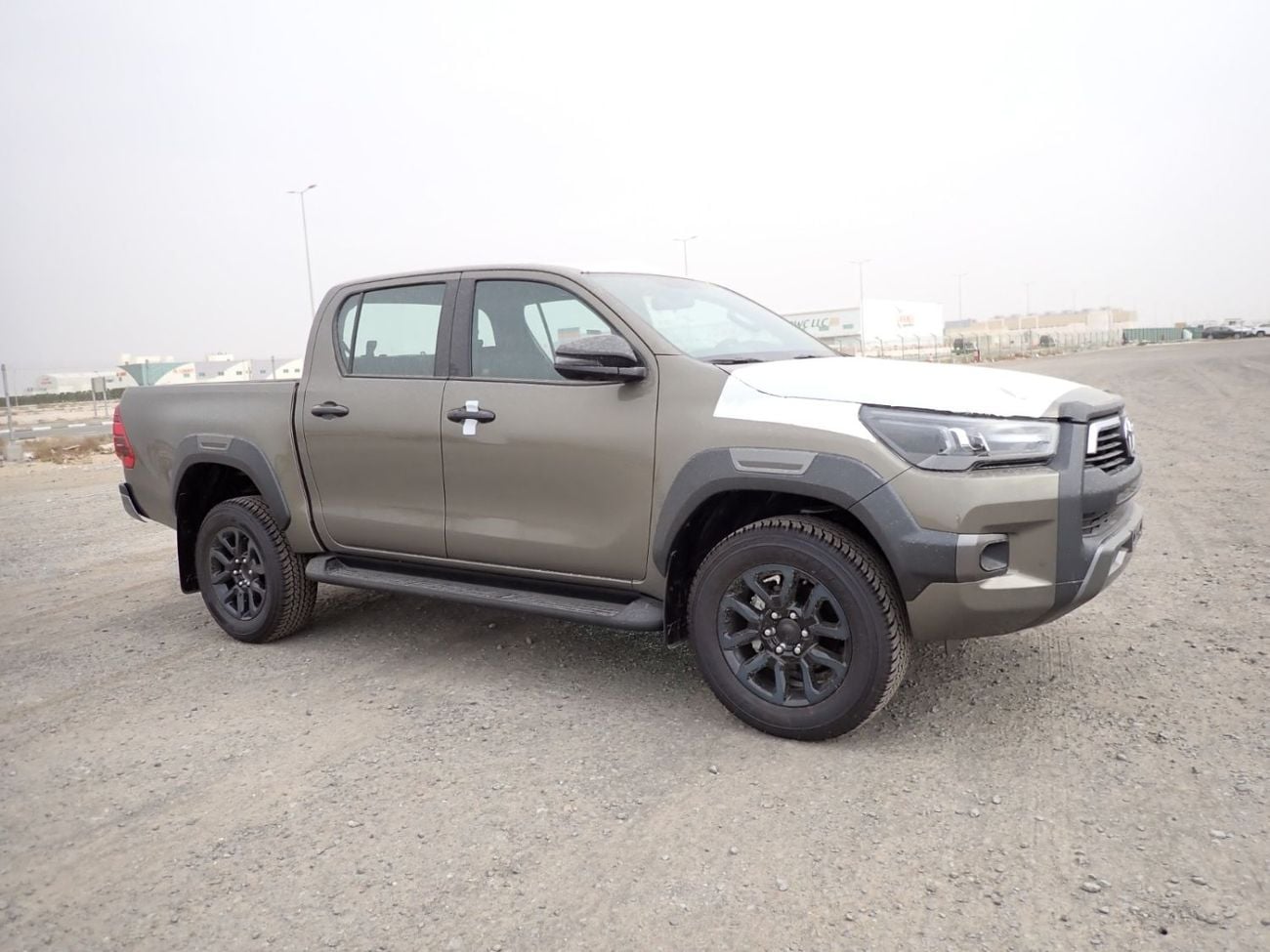 Toyota Hilux 2.8 л 2024 г. Белый