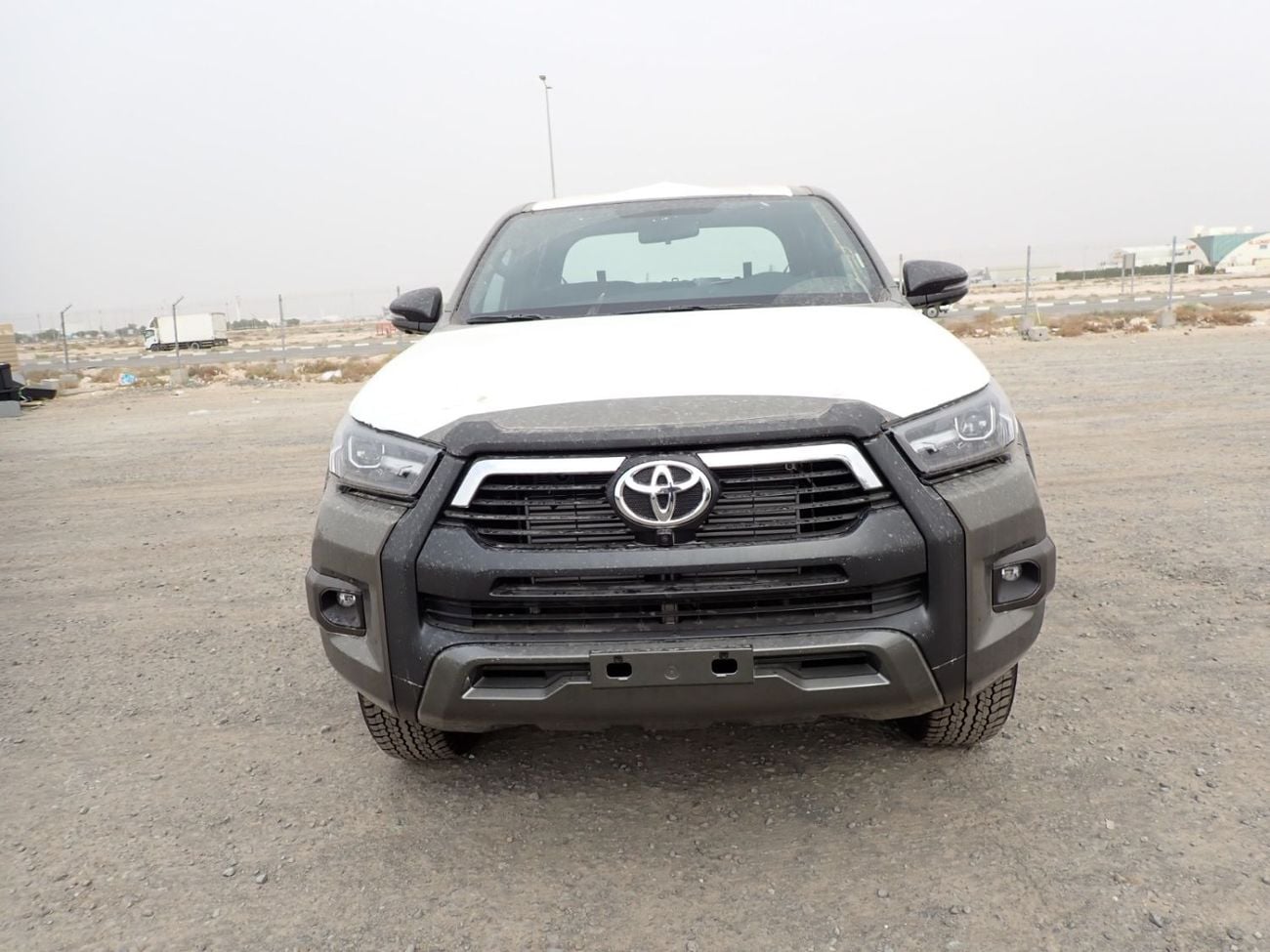 Toyota Hilux 2.8 л 2024 г. Белый