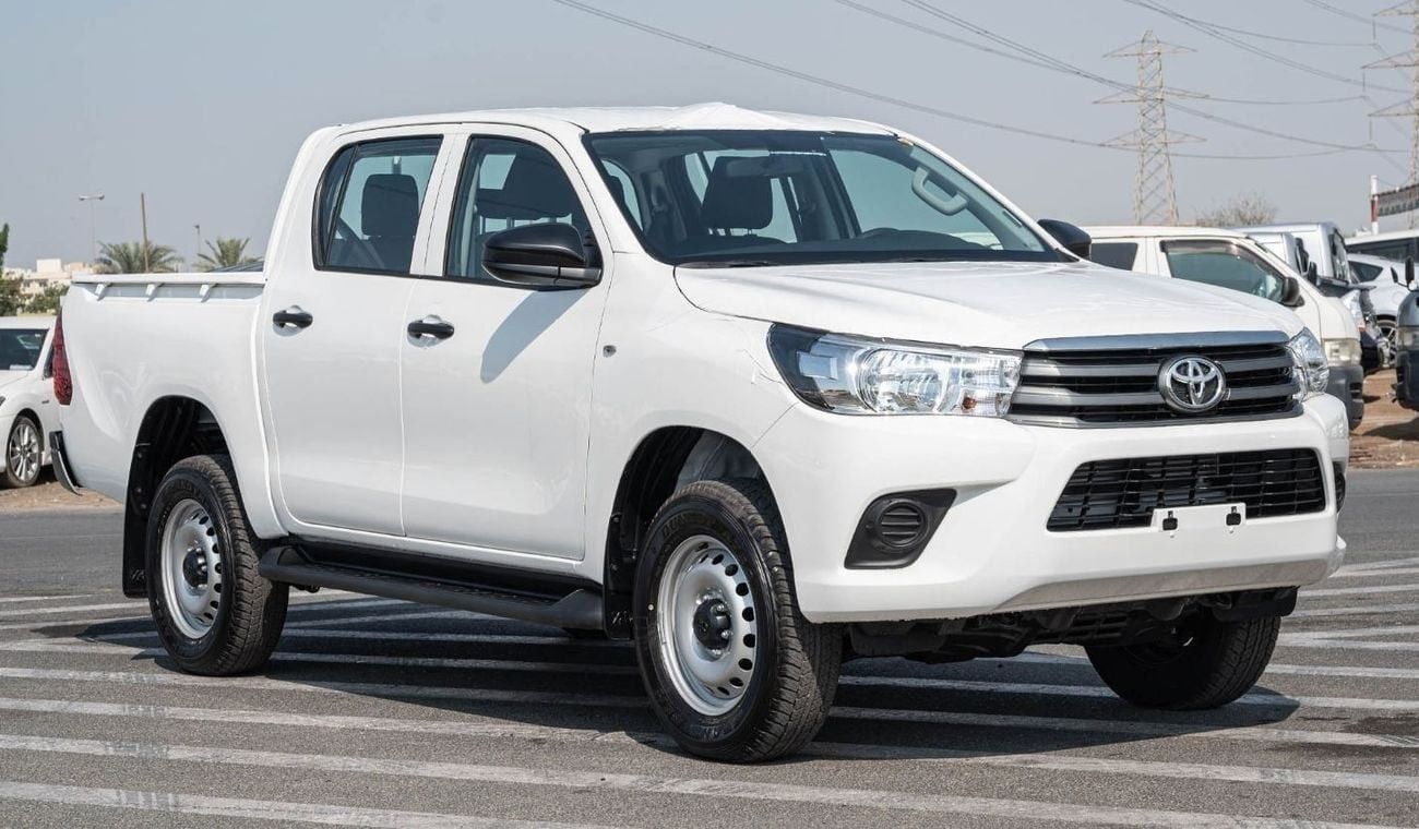 Toyota Hilux 2.4 л 2026 г. Белый