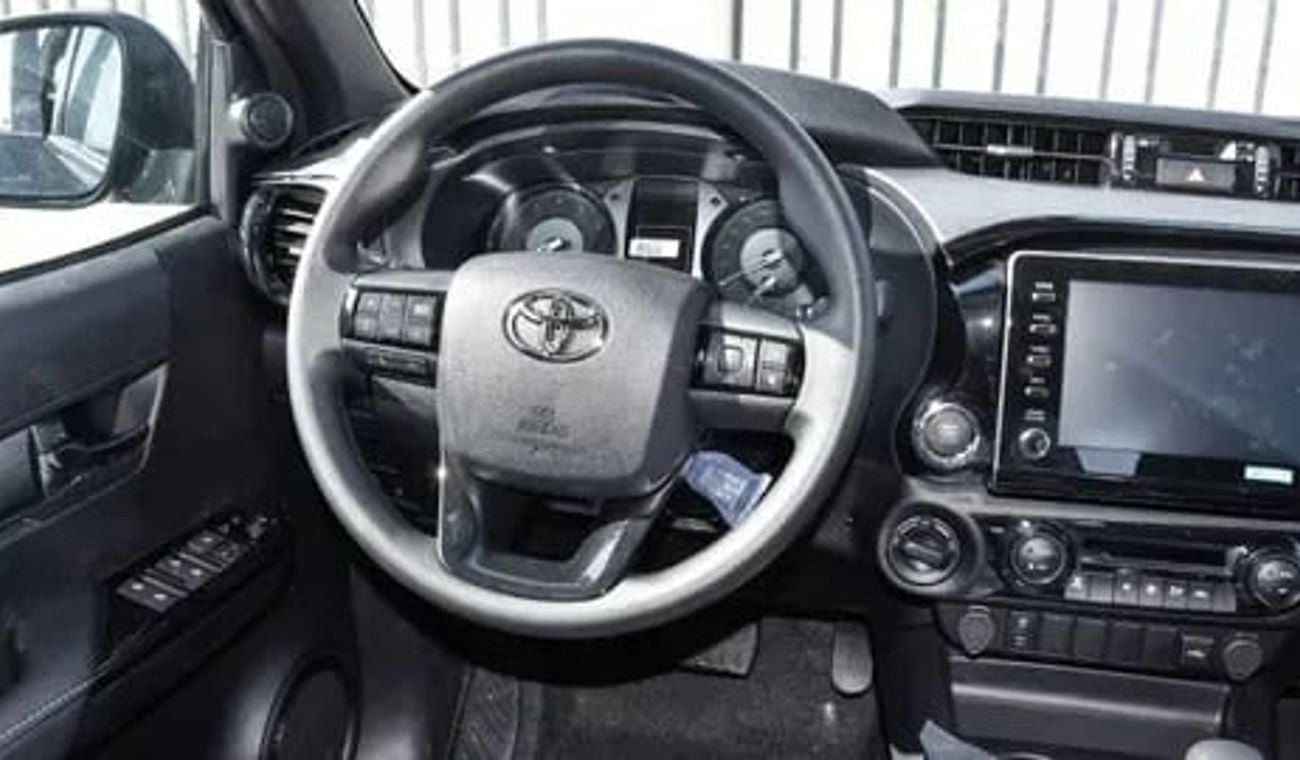 Toyota Hilux 4.0 л 2025 г. Чёрный